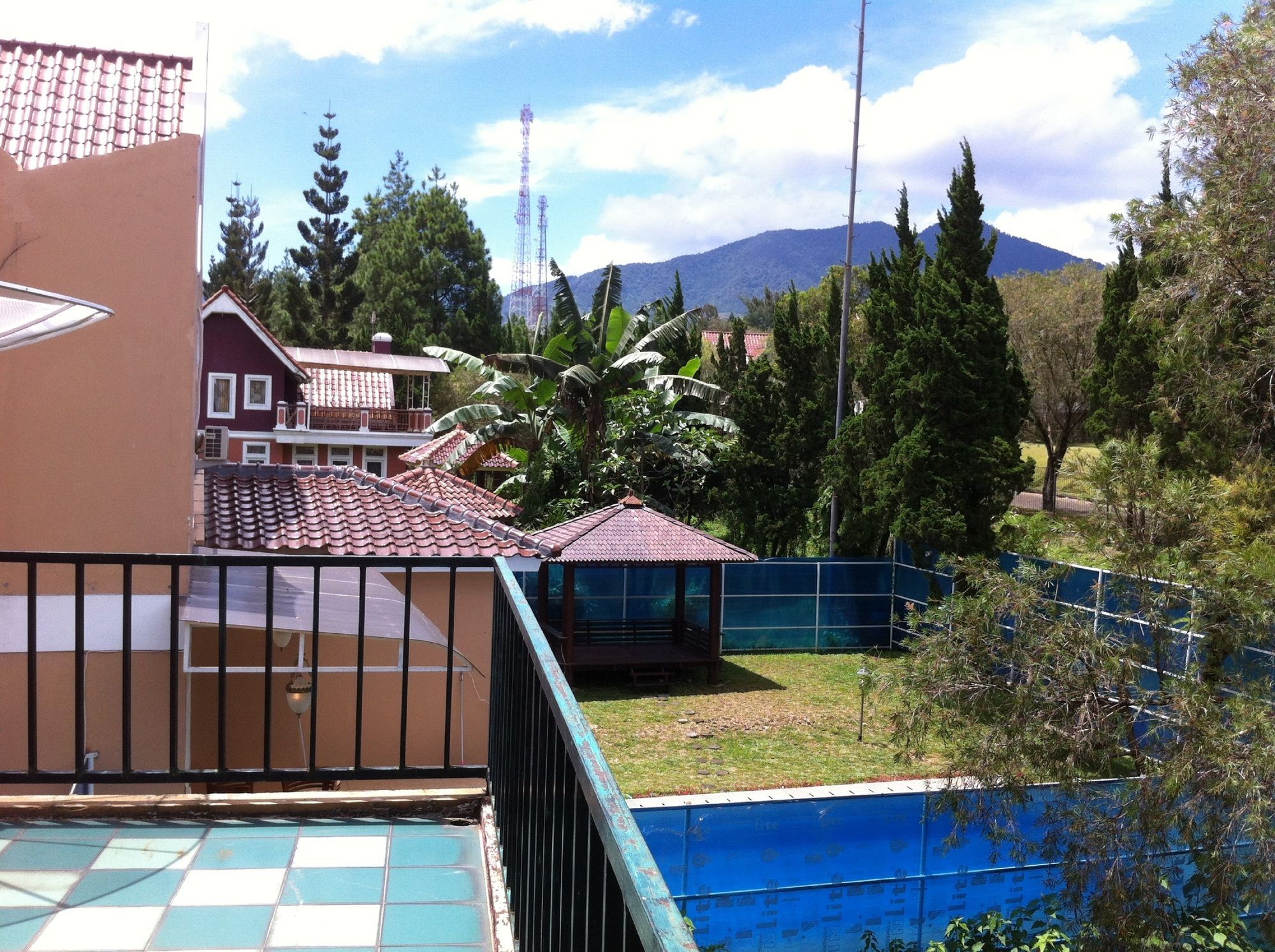 Villa Bukit Danau Lot 12 Cipanas  Eksteriør billede