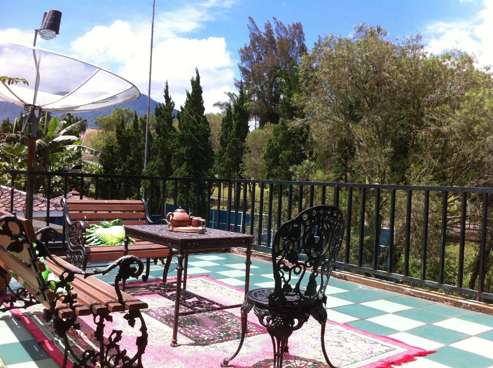 Villa Bukit Danau Lot 12 Cipanas  Eksteriør billede